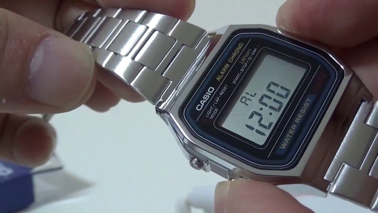 Reloj para hombre Casio A158WA Vintage alarma cronómetro correa de acero inoxidable.