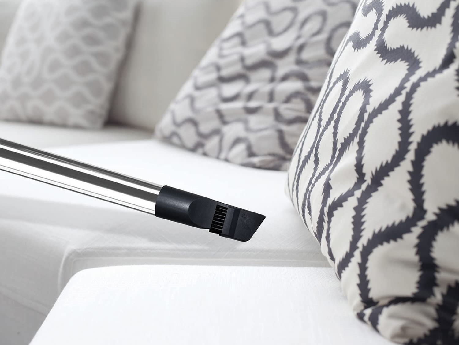 Aspiradora Koblenz Alpha KC-1500 Tecnología Ciclónica - Naranja