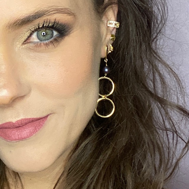 Aretes 2 aros con perla- Baño de oro 18K- Aretes largos- Dorado