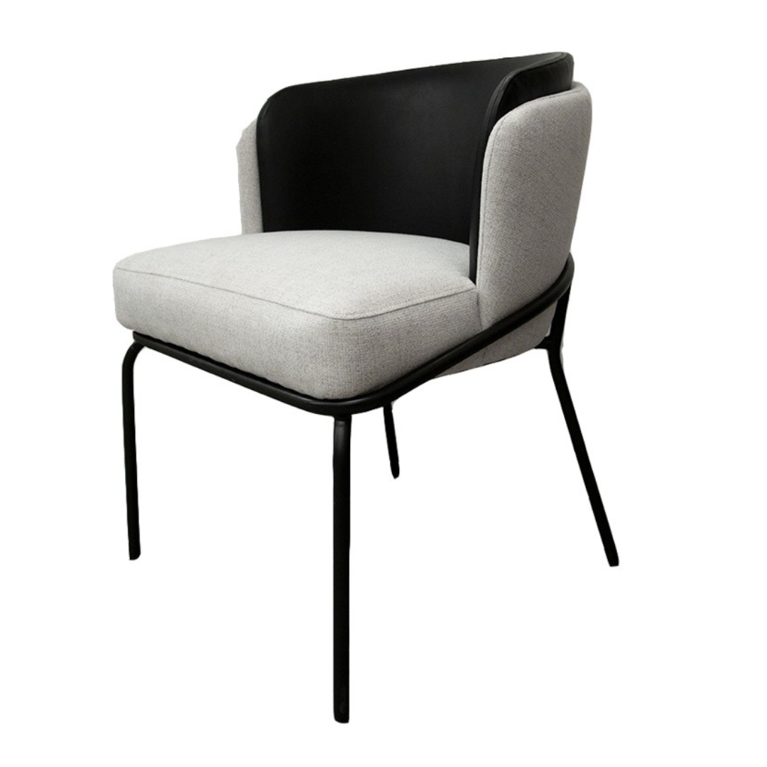 Silla Magdalena | Asiento & Respaldo Exterior Textil y Respaldo Interior 100% Piel con Base Metálica Negra