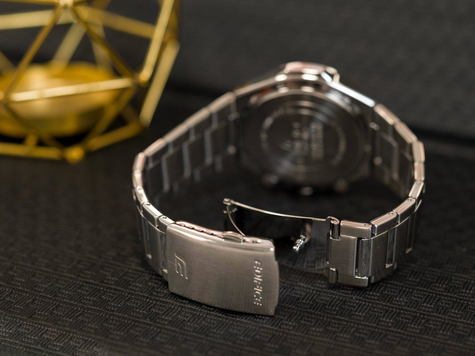 Reloj para Hombre Casio Edifice Efs-s600d-1a2 Solar Acero inoxidable cristal de Zafiro