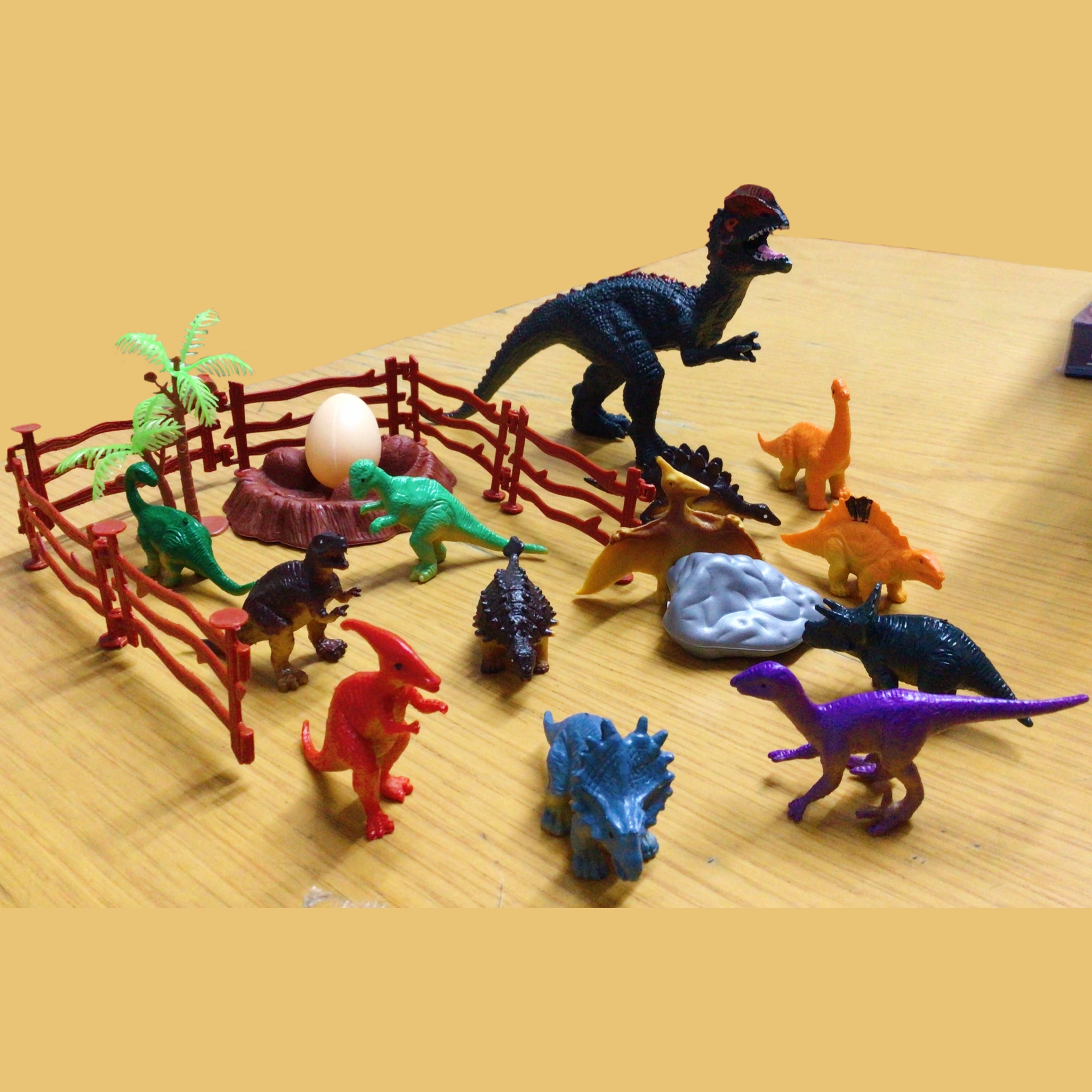 Figuras Dinosaurios Con Accesorios Maqueta Juguete 22pz