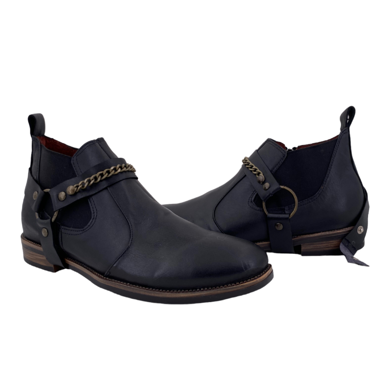 Botas Casuales Hombre Chelsea Boots Piel QUIN Footwear Color Negro Arnes Con Cadena 