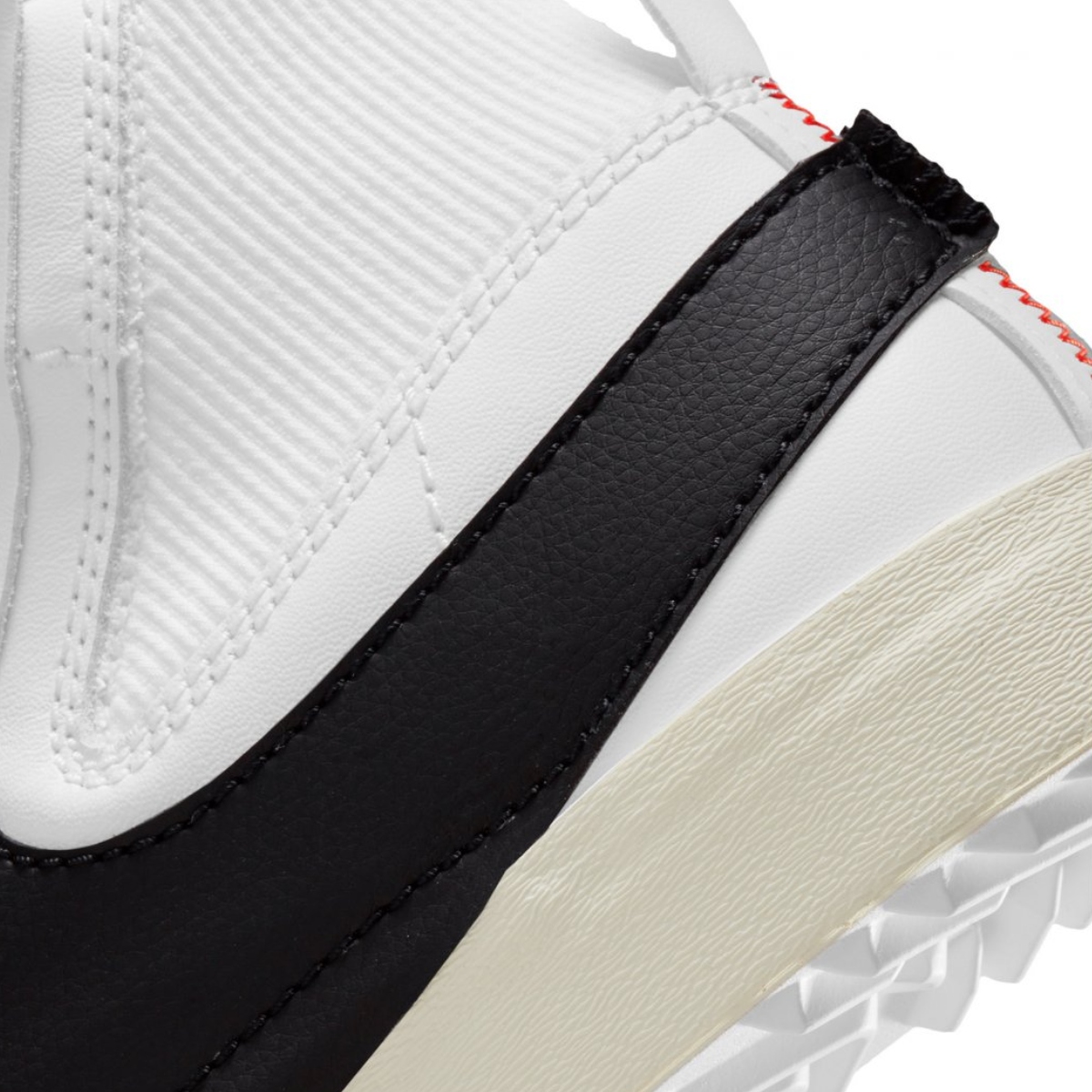 TENIS NIKE BLAZER MID "77 JUMBO BLANCO/NEGRO DE HOMBRE DD3111-100