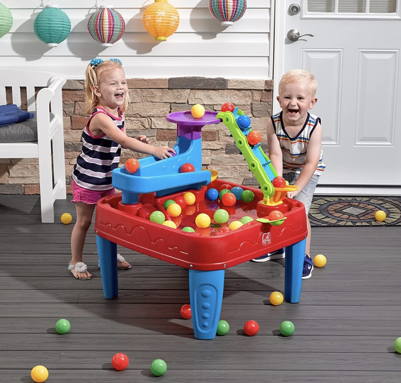 Mesa De Actividades Acuática Con Pelotas Para Niños