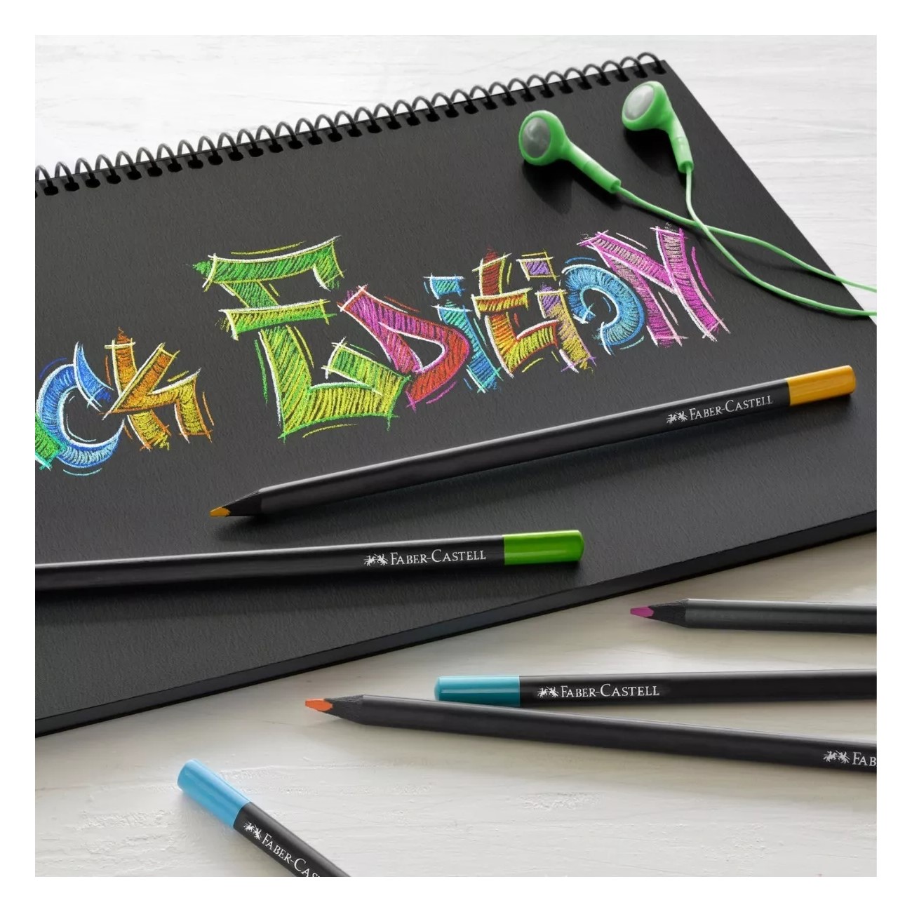 Lápices de Color Faber Castell Super Soft Redondos, Estuche expandible, 100 piezas
