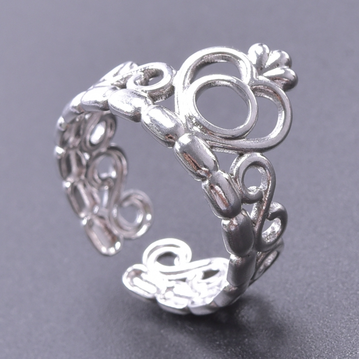 Anillo Diseño Corona Talla Ajustable Acero Inoxidable Plateado Mujer Moda