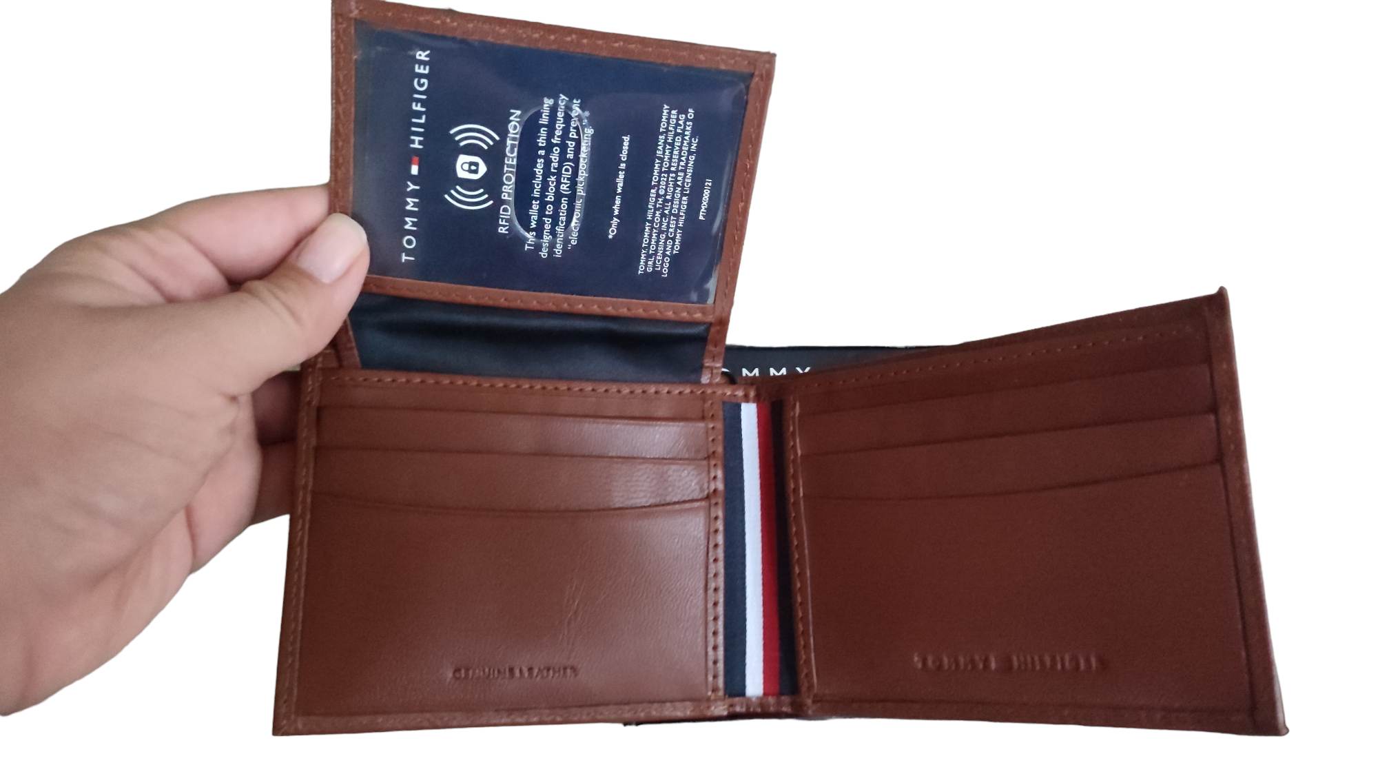 Elegante Cartera De Piel Tommy Hilfiger Original Caballero