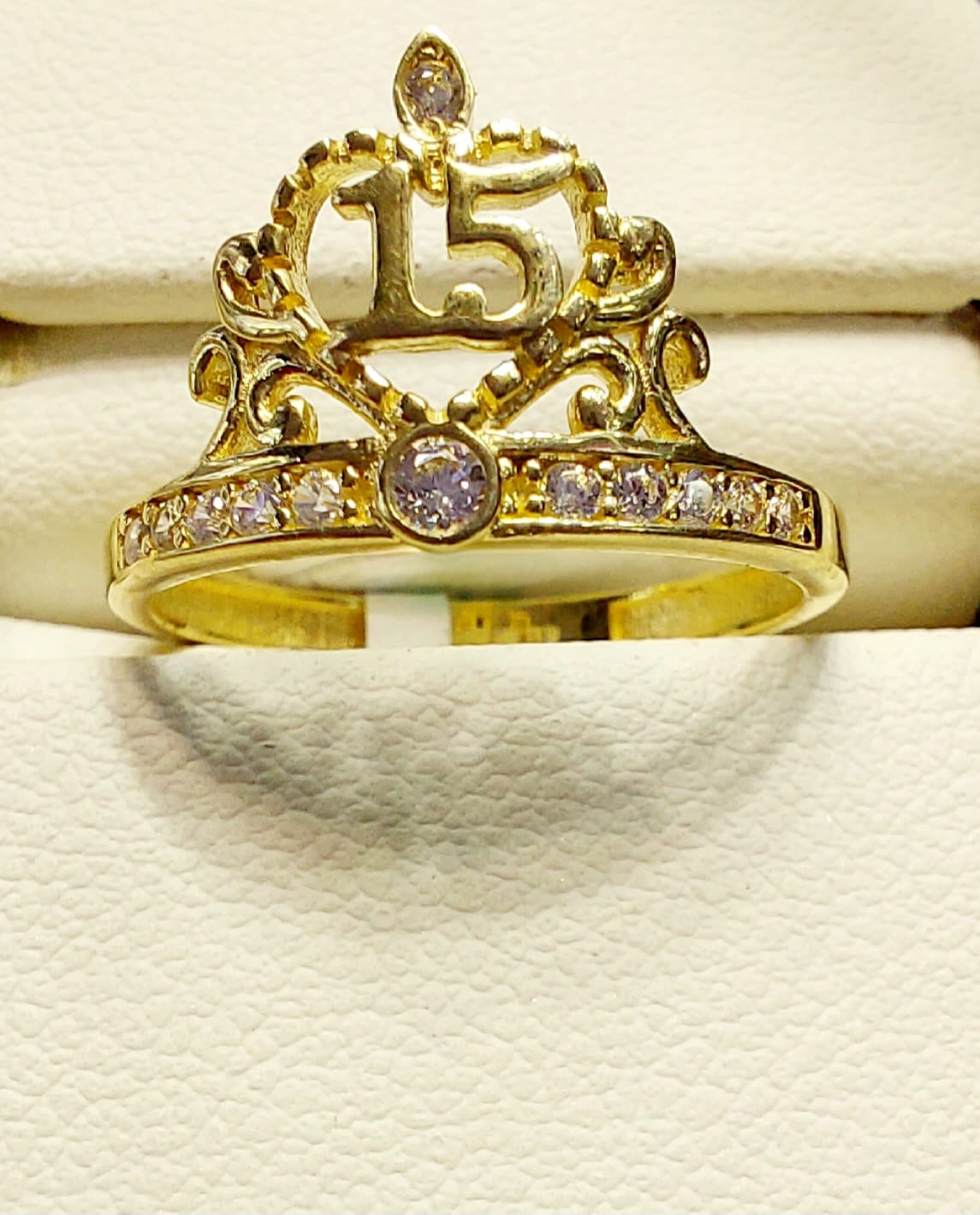 Anillo Mi Corona 15 Años Oro 10 K. + Obsequio