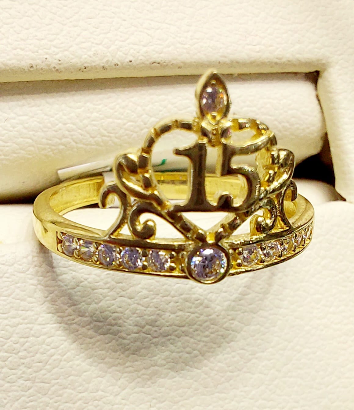 Anillo Mi Corona 15 Años Oro 10 K. + Obsequio