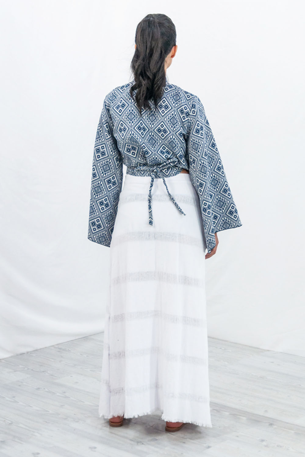 Blusa cruzada A ÁNGELOZANO de manta algodón con tirantes color Azul Estampado AL-W15