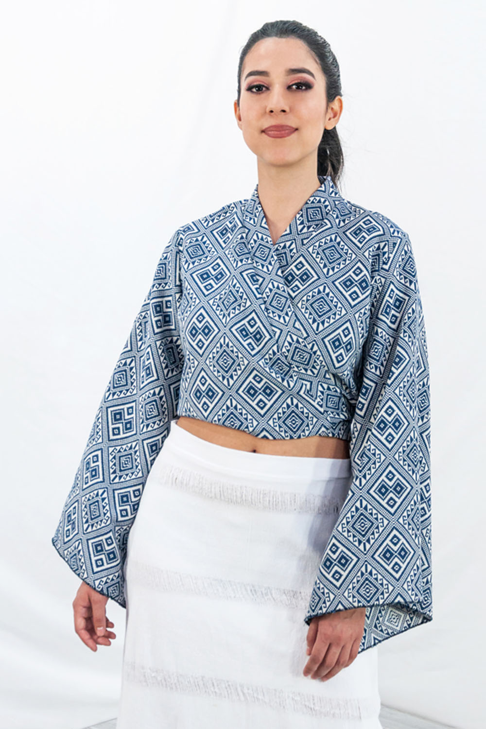 Blusa cruzada A ÁNGELOZANO de manta algodón con tirantes color Azul Estampado AL-W15
