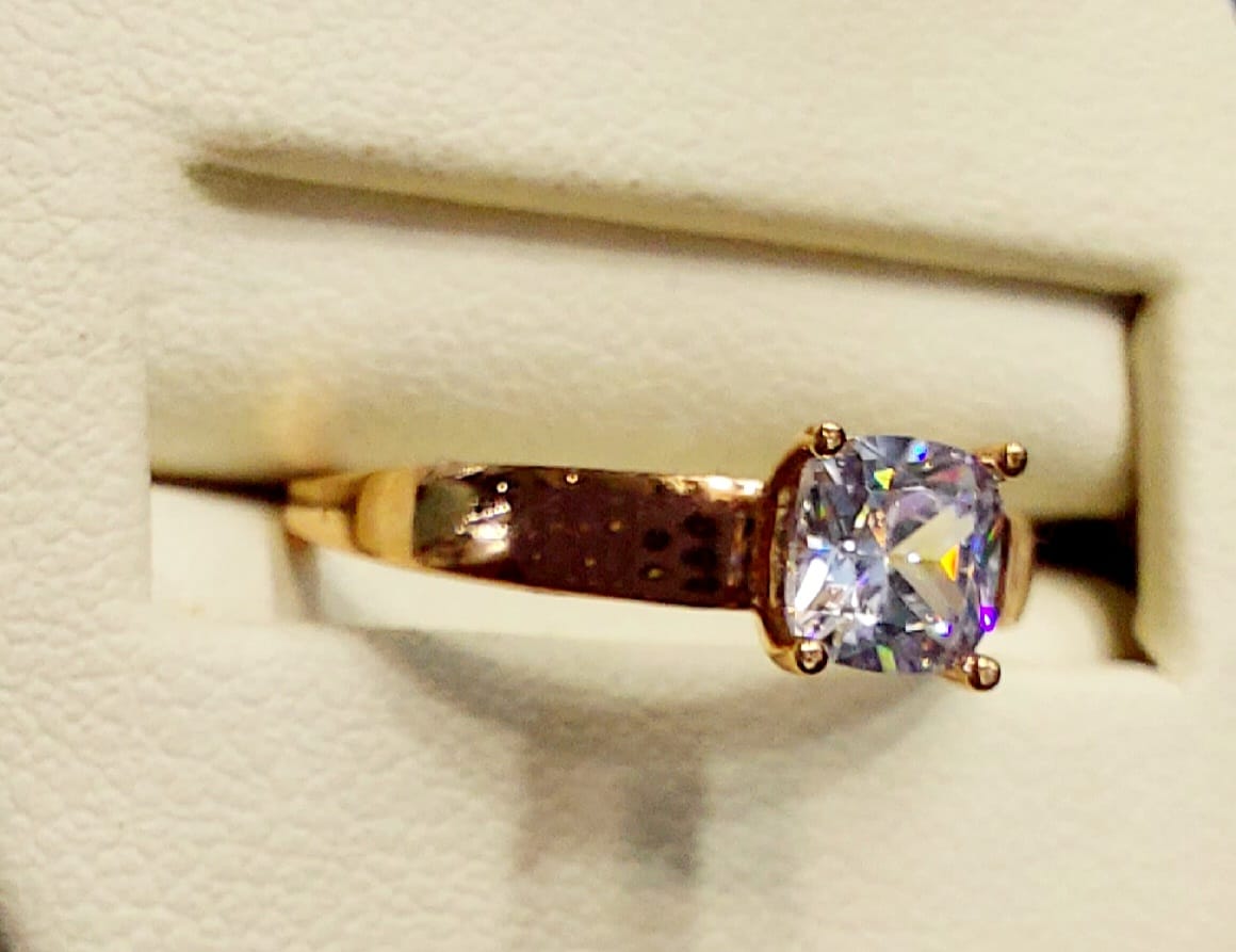 Anillo Compromiso Oro Rosa 10 K. + Obsequio