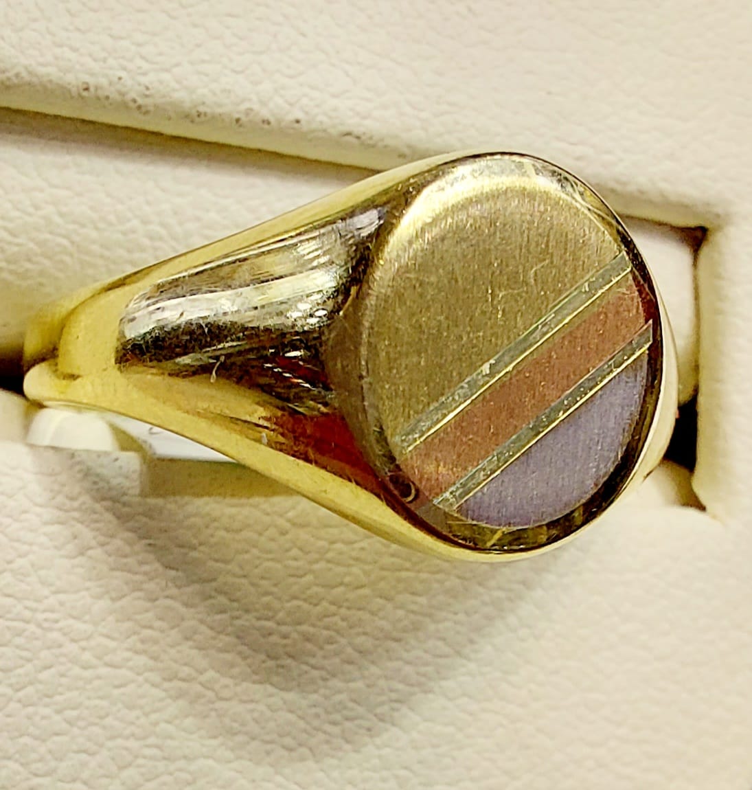 Anillo Sello 3 Oros 10 K. + Obsequio