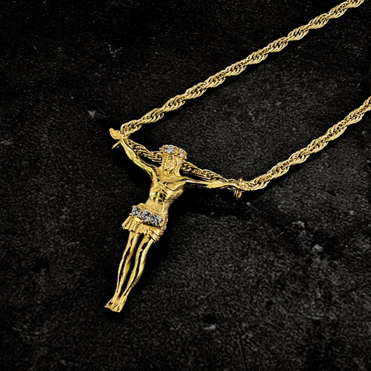 Cadena y dije cristo en plata .925 Hombre con chapa de oro 14k. Incluye certificado