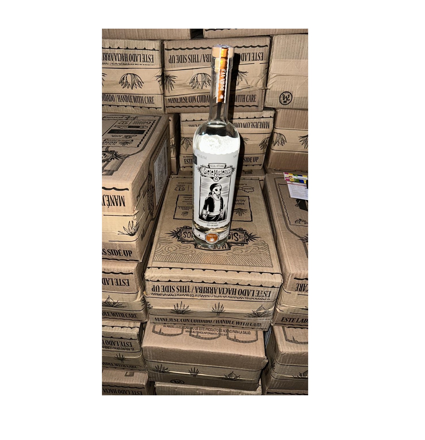 Mezcal siete misterios caja con 6 botellas