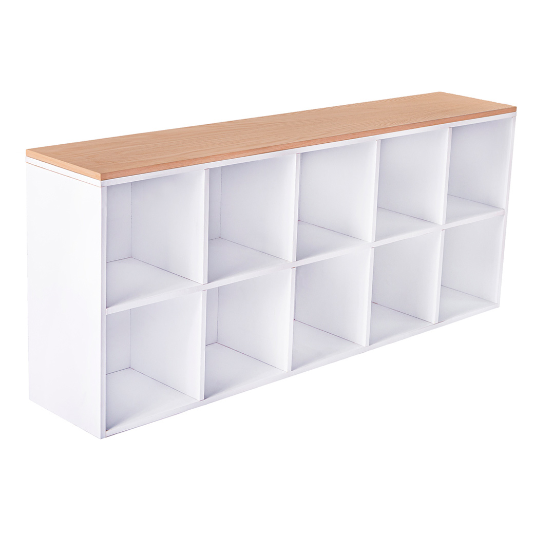 Estantería Baja Y Amplia Cubierta De Encino Para Canastas