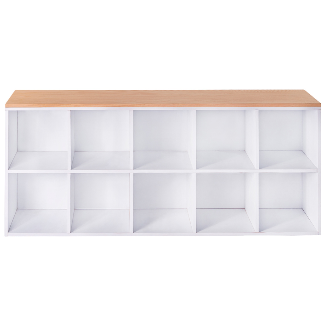 Estantería Baja Y Amplia Cubierta De Encino Para Canastas