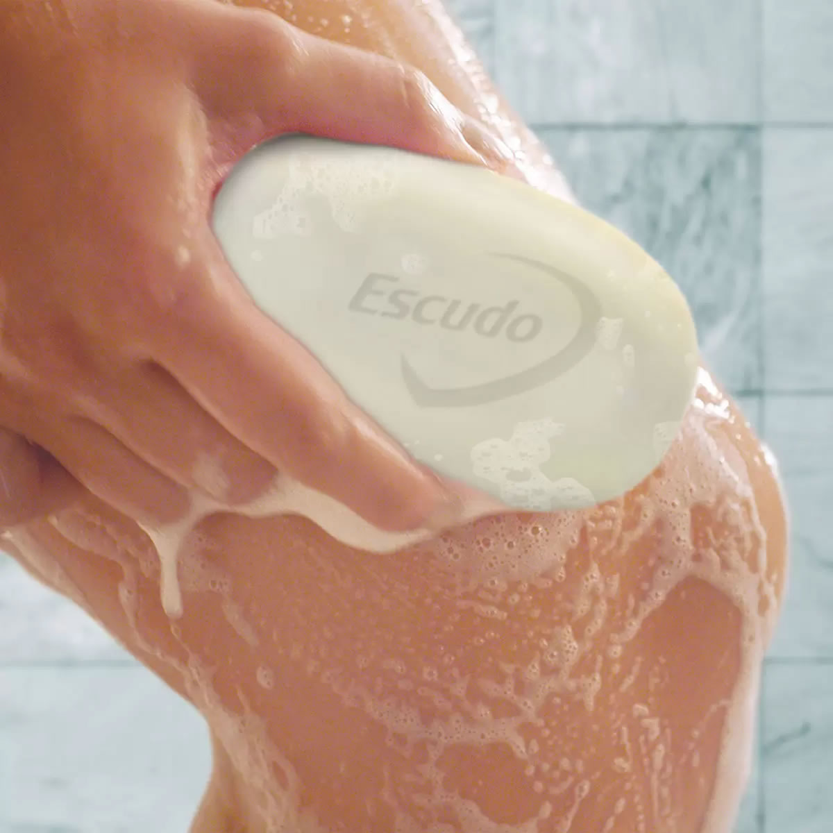 Jabón en Barra Con 12 Pz Ultra Protect Escudo 663390 CST