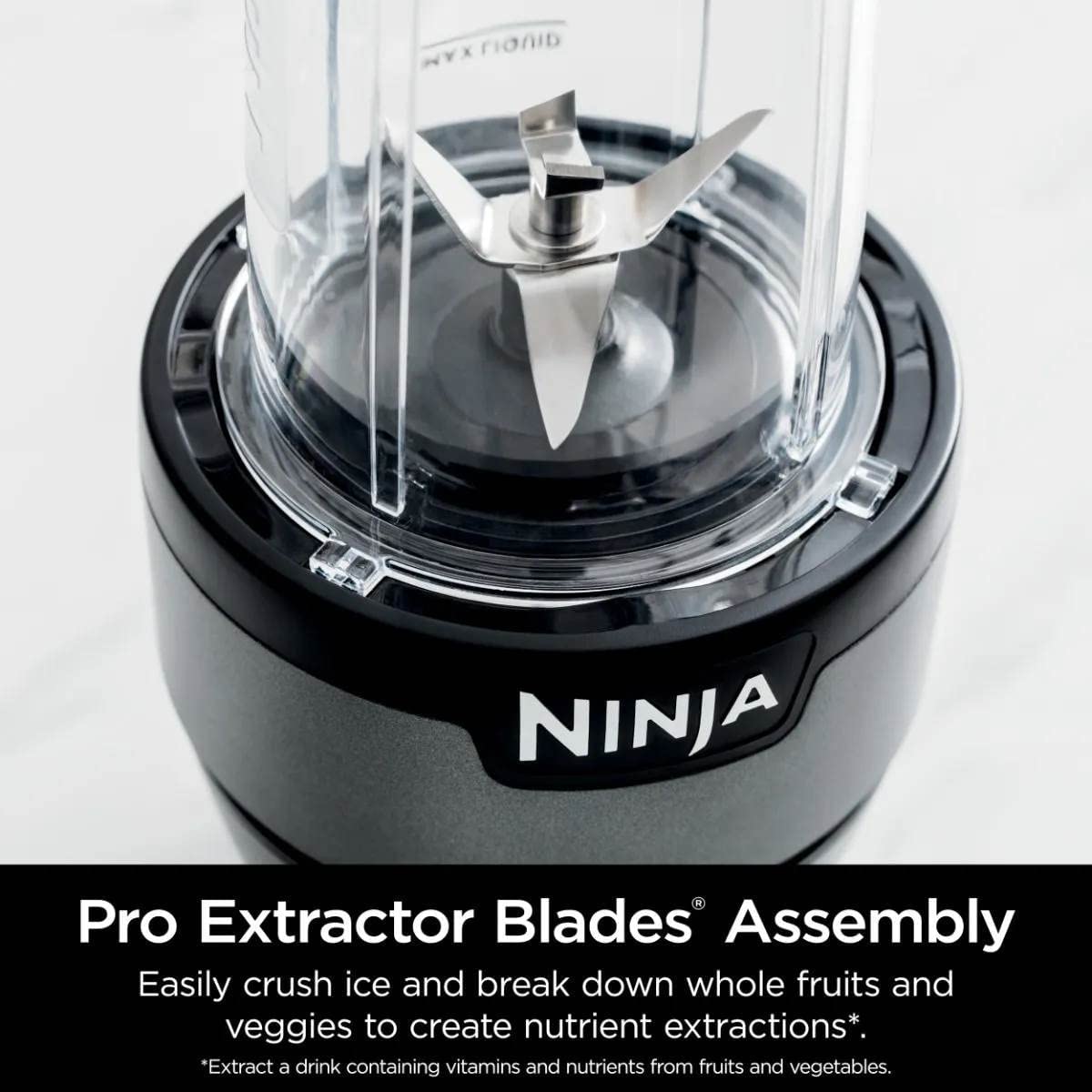 Licuadora Ninja Foodi Nutri-Blender BN300 700 Watts (Caja genérica- reacondicionado)
