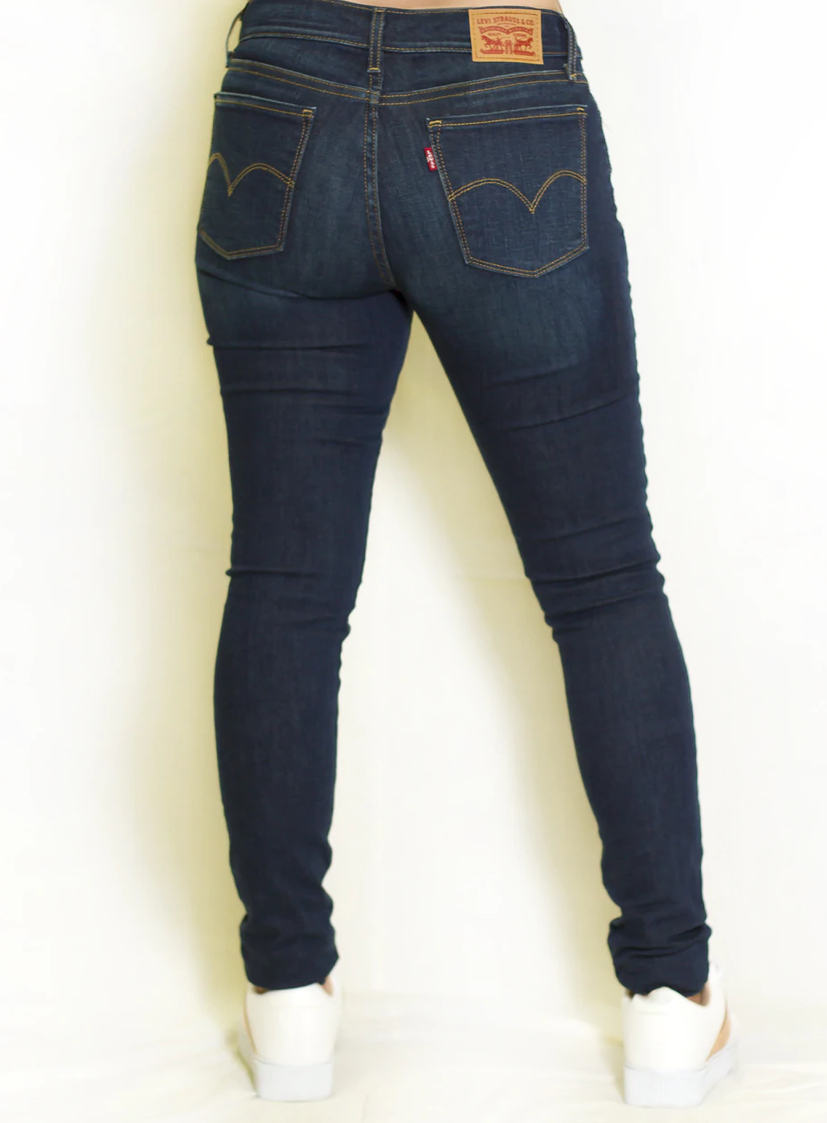 Pantalón 710 Súper Skinny azul oscuro dama Levis