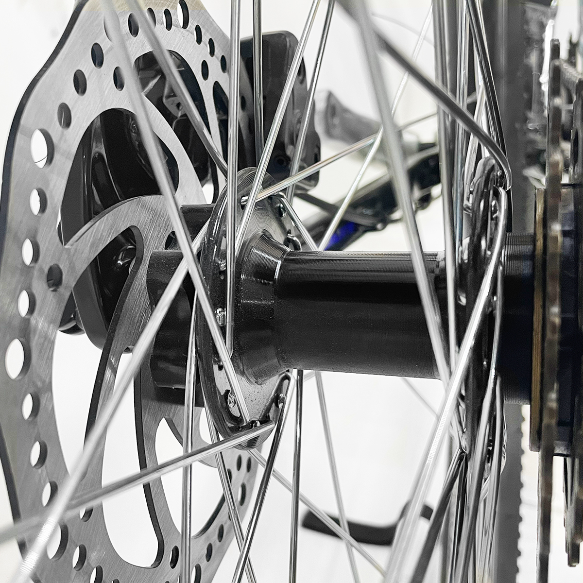 Buje Maza MTB Trasera Para Bicicleta 36h x 145mm Aluminio Para Frenos De Disco