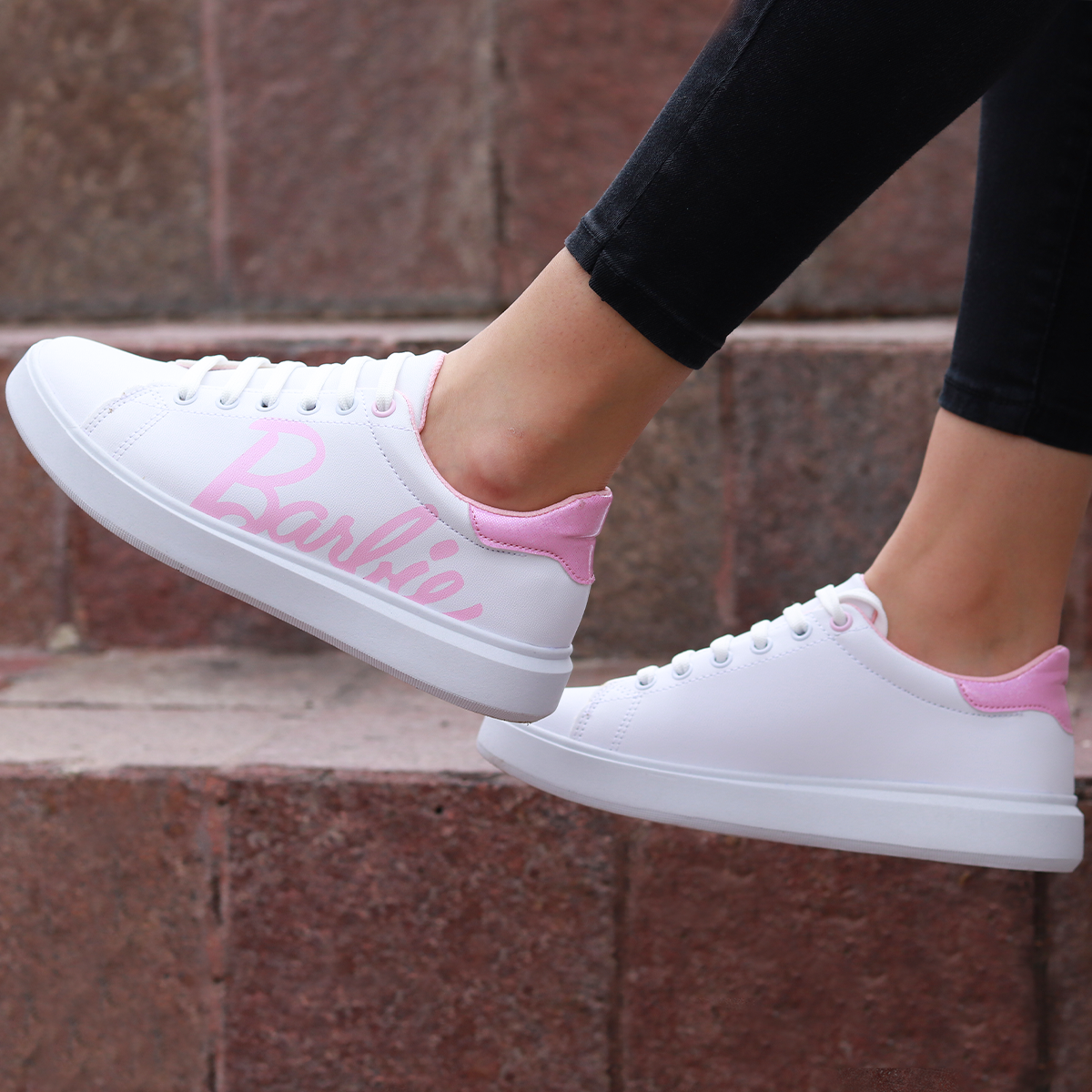 Barbie Rosa | Tenis casual con dibujo