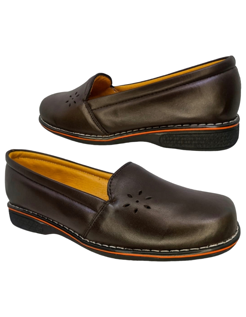 Zapato Suave para Pie Delicado Dama Confeccionado en Piel de Borrego y Cómodo Amplio Ajuste