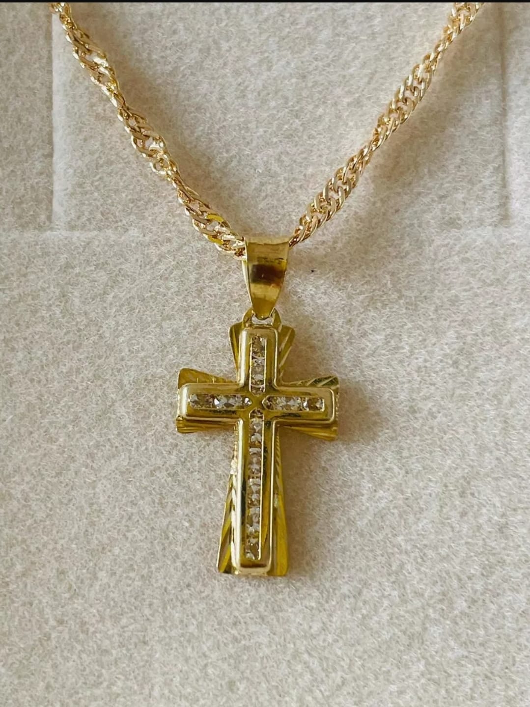 Collar Cruz Victoriana Diamant Zirconias Oro 10 K + Obsequio