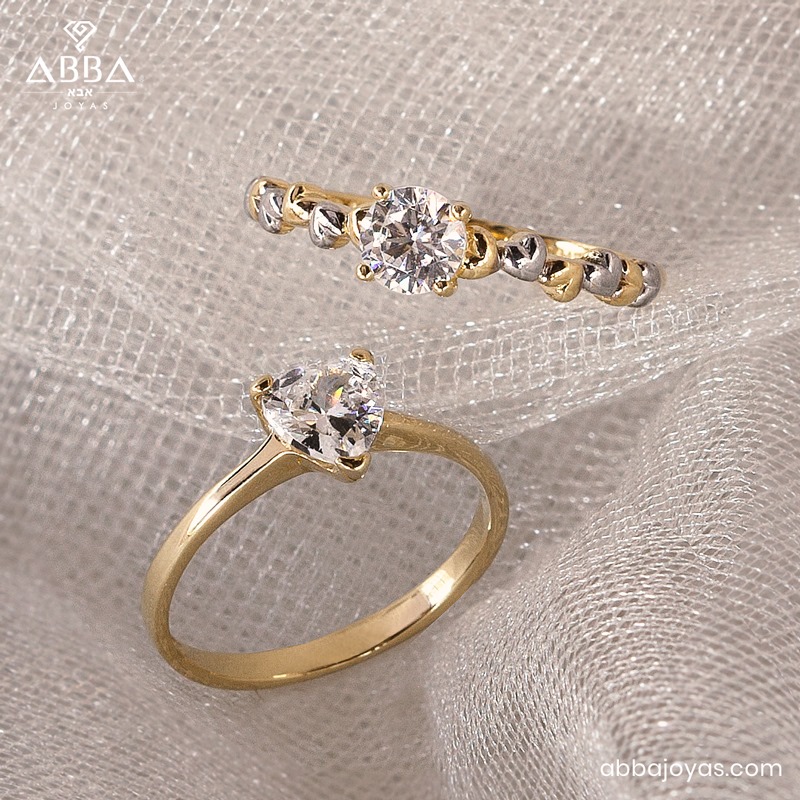 ANILLO DE COMPROMISO 10K ORO AMARILLO CON PIEDRA CORAZÓN SWAROVSKI ABBA JOYAS