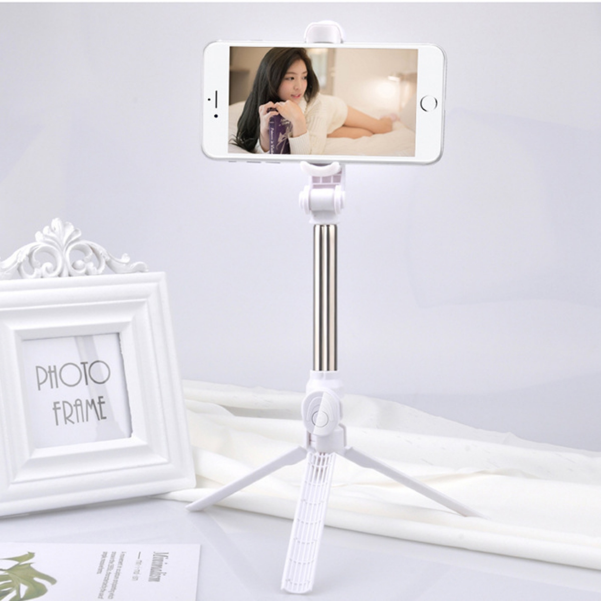 Palo De Selfie Con Flash Trípode Celular Con Control Remoto