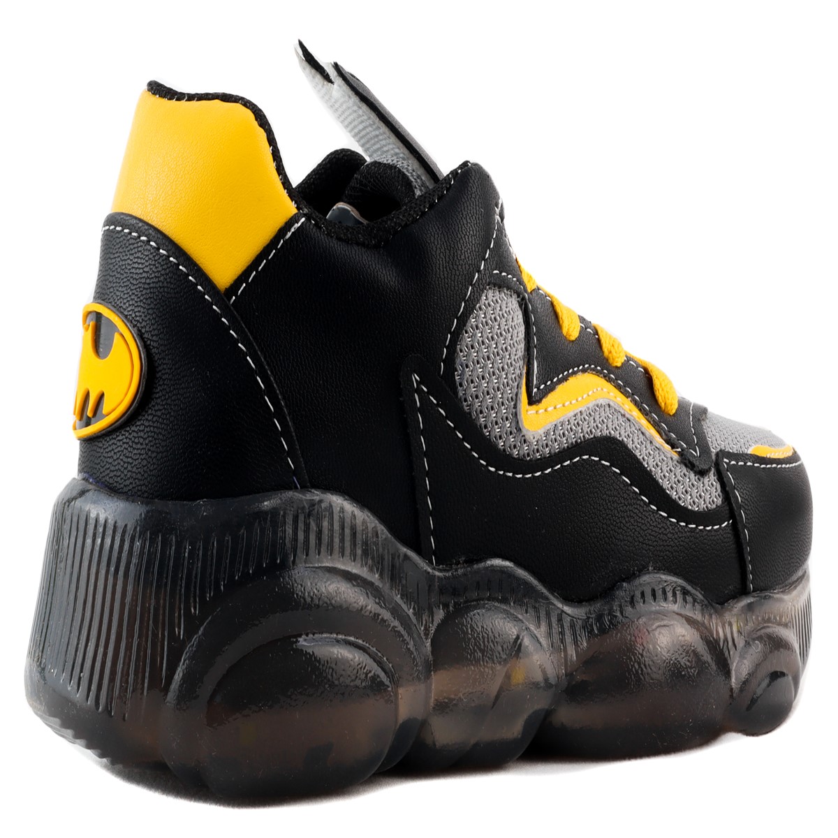 Tenis batman niño luces led superhéroe cómic 120-031 negro.