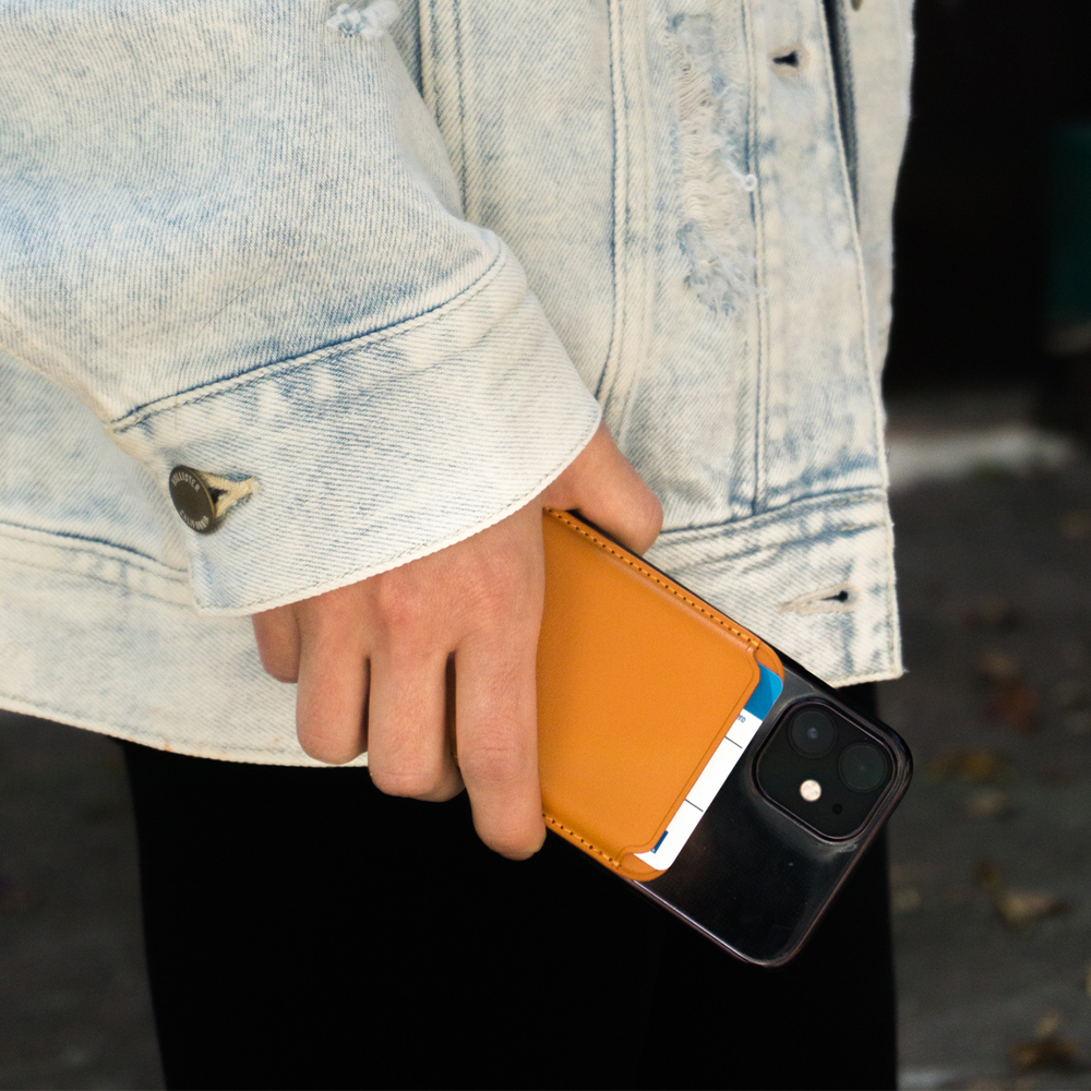 Cartera Tarjetero Magnético Para Celulares Compatibles Con Magsafe y Accesorios Inalámbricos Marrón