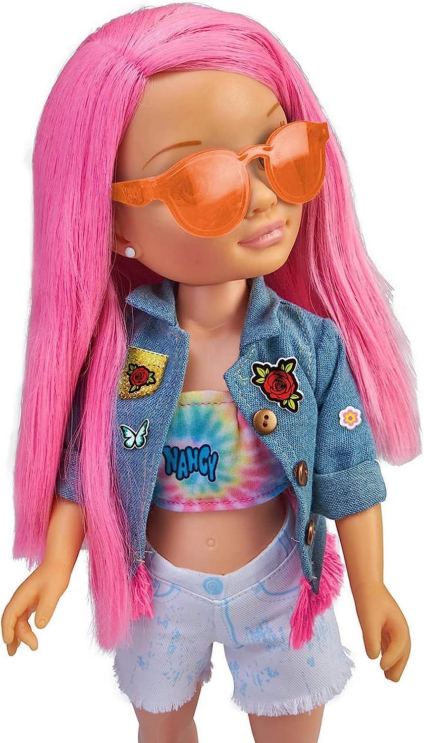 Nancy Un Día Brillando En La Oscuridad