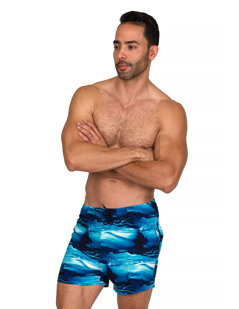 Traje de Baño Para Hombre y Adolescente para Nadar y Gym, Bañador Short Estampado Multideporte De Secado Rápido con Licra Interna De compresión, Modelo FURIOUS WAVES