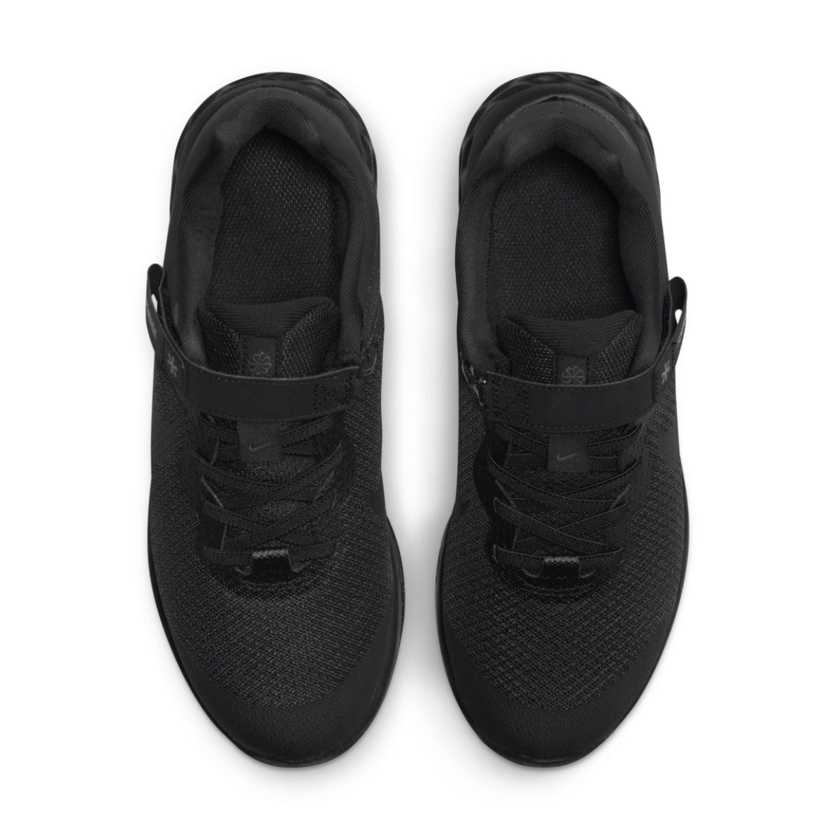 Tenis Deportivo Nike Revolution 6 Flyease Negro DD1113-001