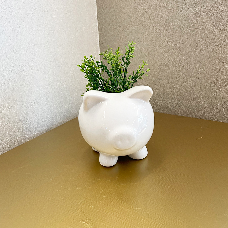 Maceta decorativa en forma de cerdito: dulzura y estilo en color blanco brillante
