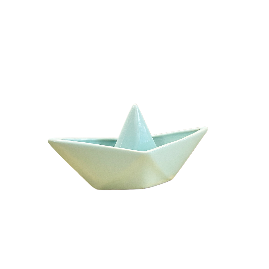 Barco de papel decorativo: estilo minimalista en color menta cerámica brillante