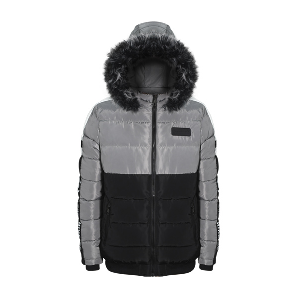 Chamarra para caballero mMustafa con gorro desmontable afelpado de la orilla, interior de peluche, cierres metalicos, estampado en mangas