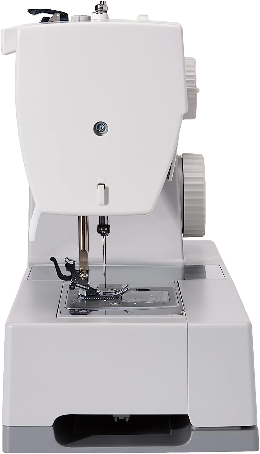 Maquina de Coser Singer Facilita Pro 4411
