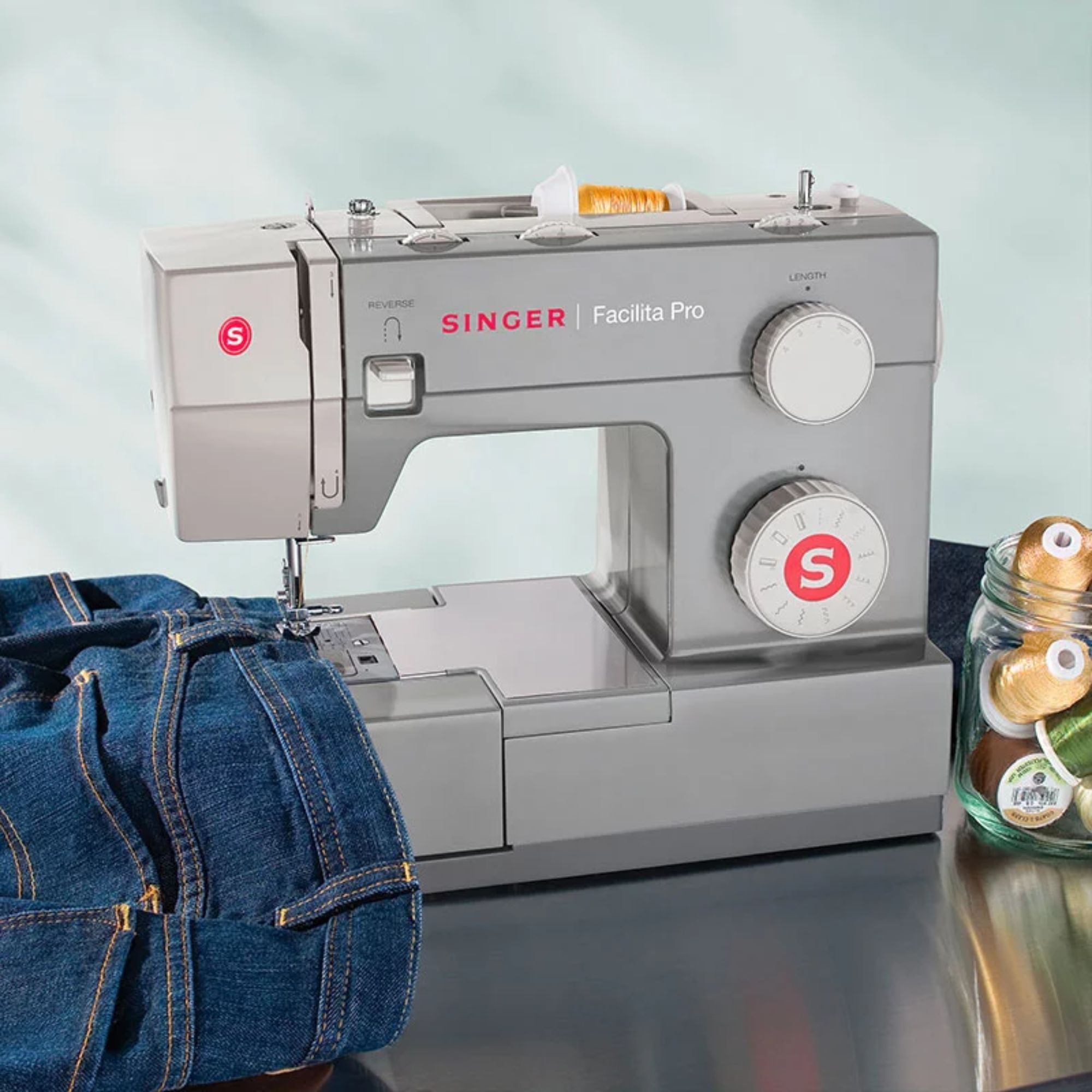 Maquina de Coser Singer Facilita Pro 4411