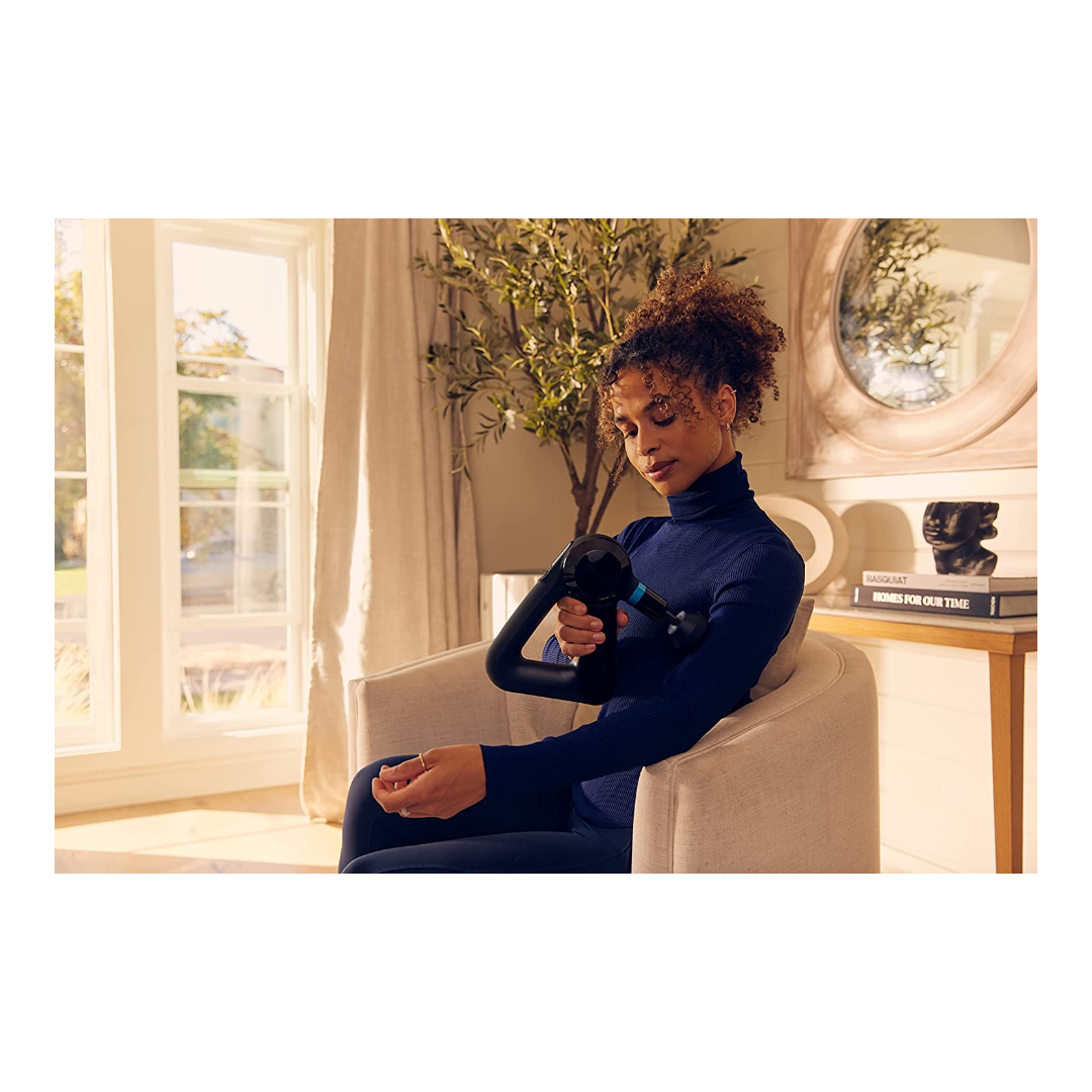 Maquina De Masaje Theragun Elite Ultra-quiet Eléctrica De Mano Negro