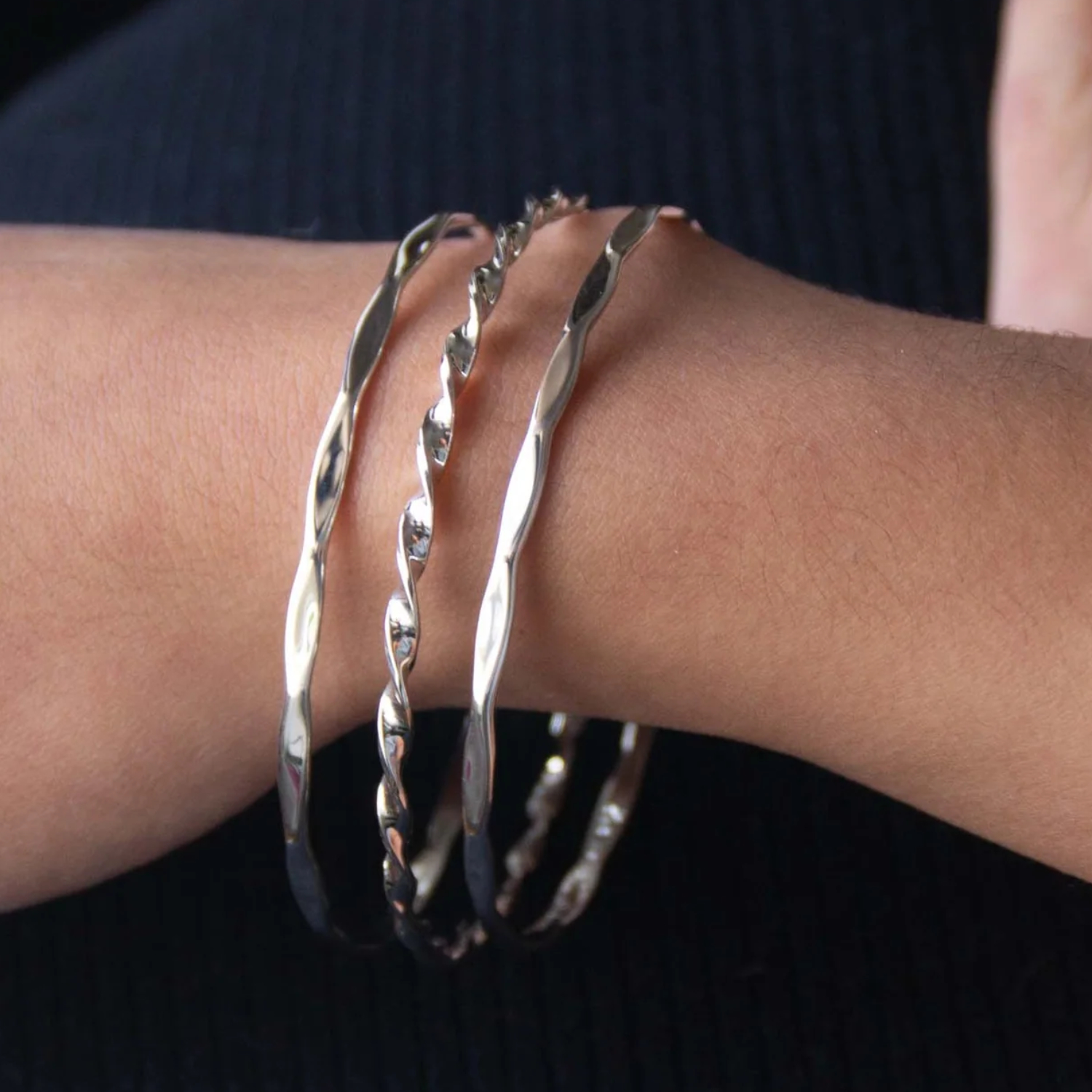 Pulseras modelo fin de semana 3 piezas de diseño enroscada elaborada en plata ley .925