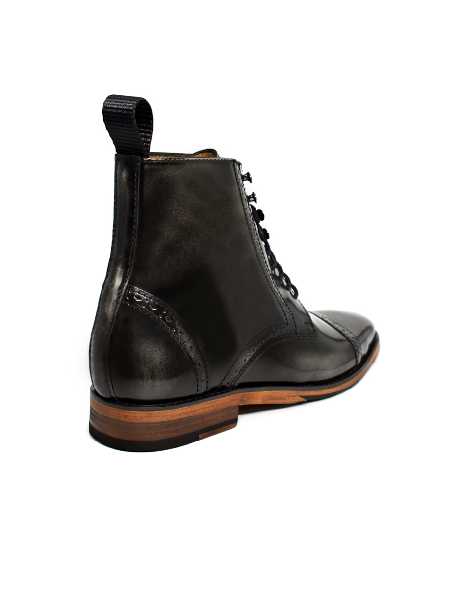 Botal artesanal de piel vacuno para caballero modelo Aristoteles