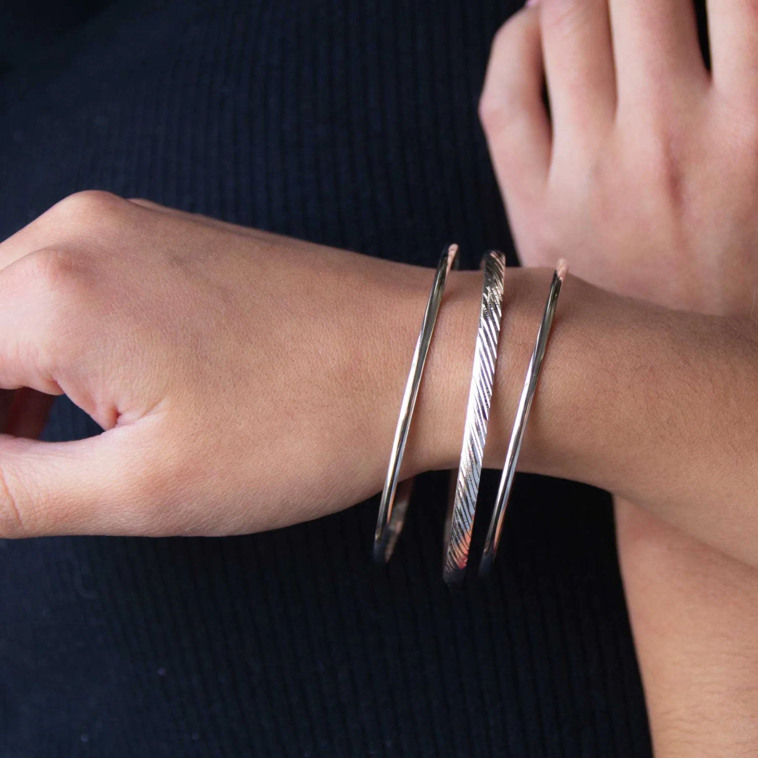 Pulsera fin de semana juego de 3 piezas de combinación lisa y diamantada elaboradas en plata ley .925