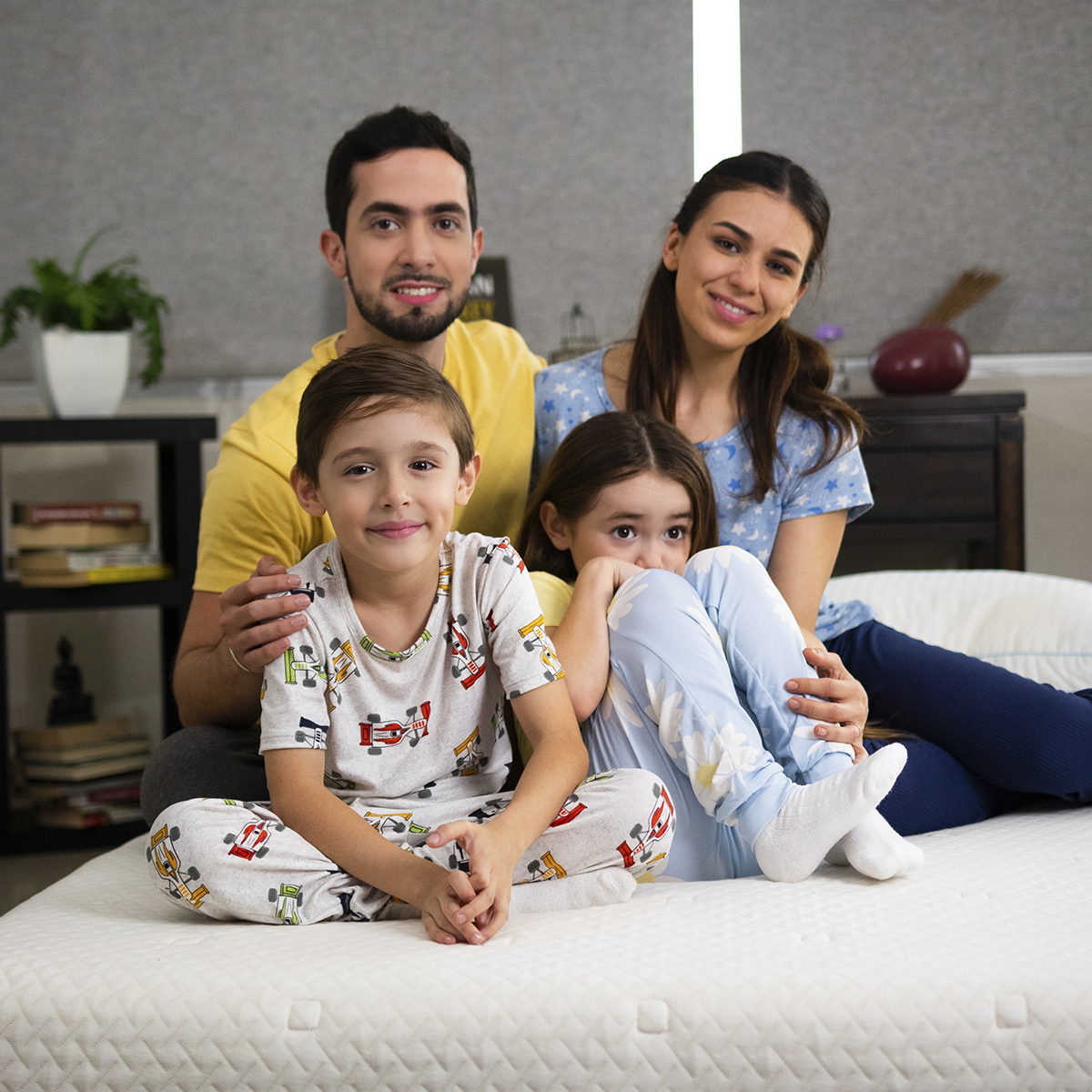 Voltti | Essential | Colchón Híbrido Queen | Nano Memory Foam & Resortes Encapsulados | 26 CM