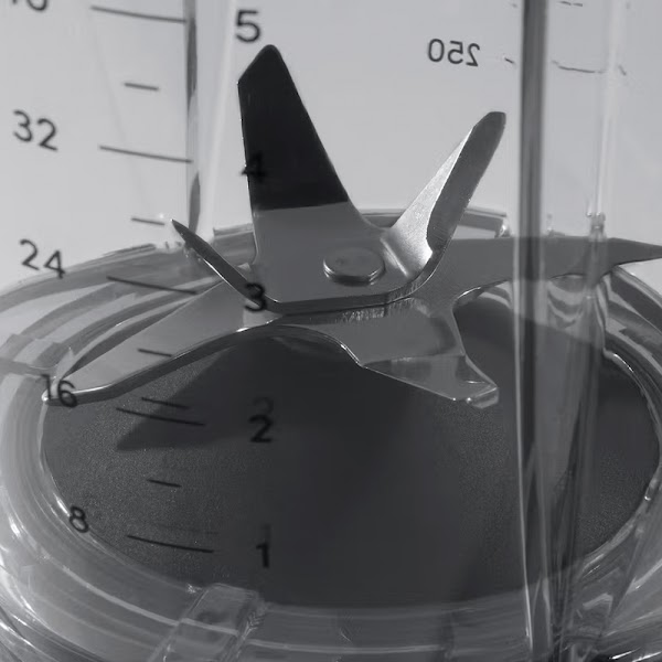 Licuadora Nutribullet  (Prepara sopas calientes) 1200 W Reacondicionado