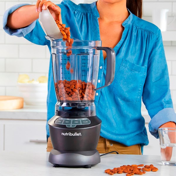 Licuadora Nutribullet  (Prepara sopas calientes) 1200 W Reacondicionado