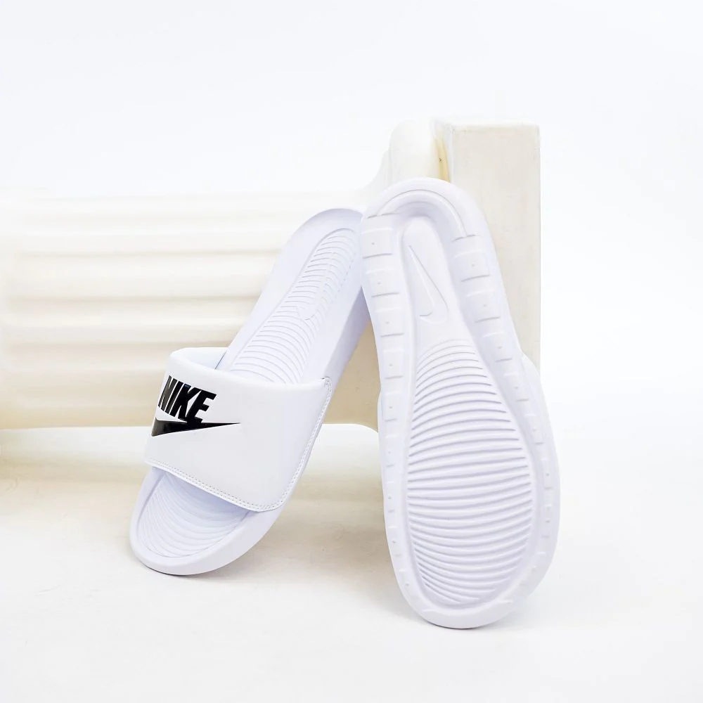 Chancleta nike blanca shops