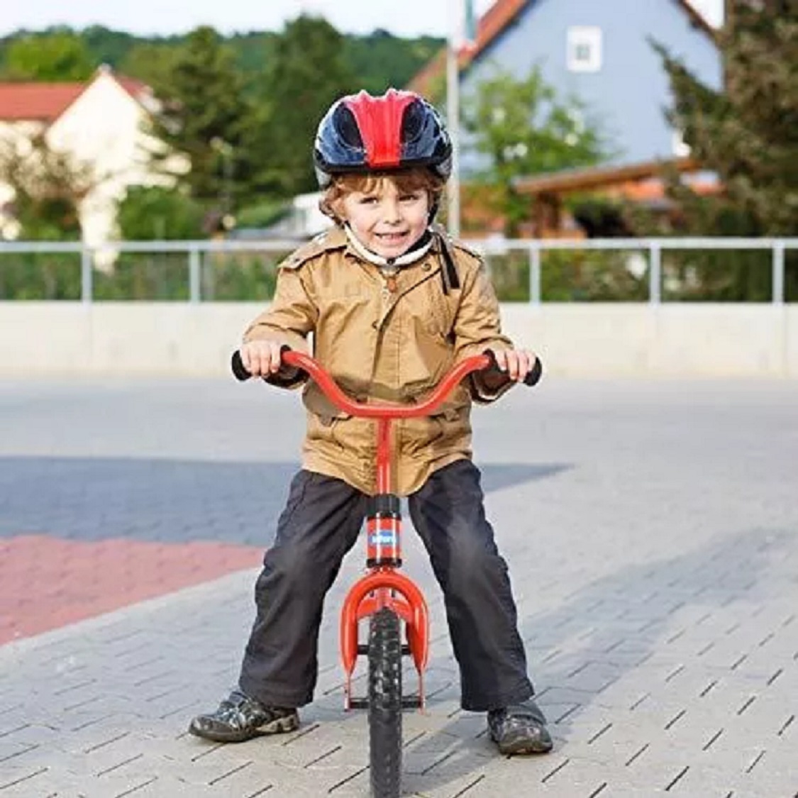 Bicicleta infantil de equilibrio entrenadora niña